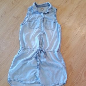 Adorable denim fabric dress with tie